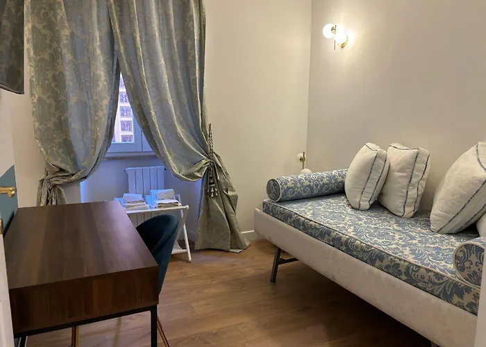Paolina Place Rome