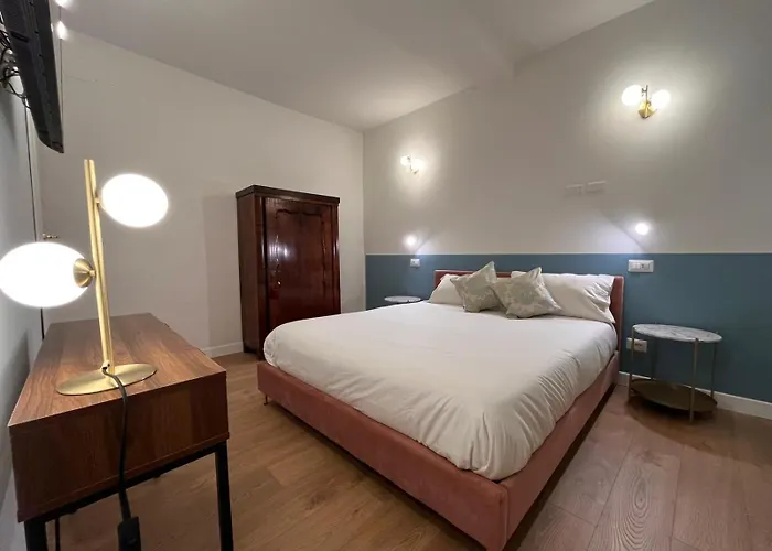 Paolina Place * Rome